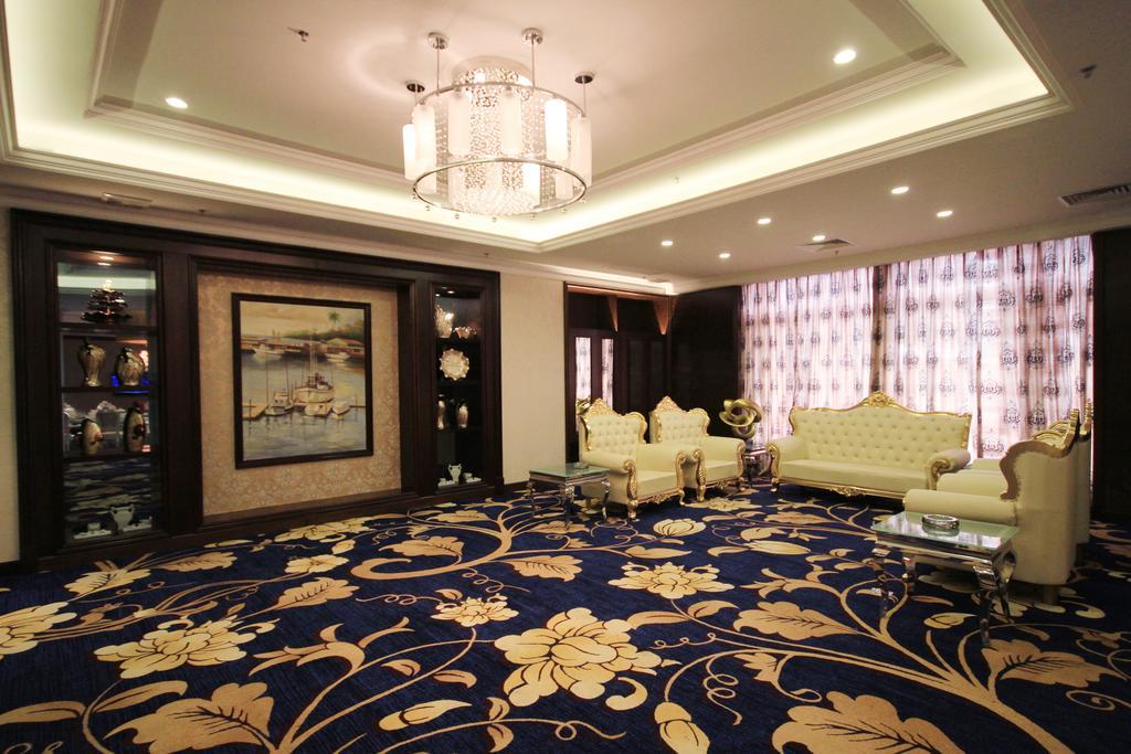 Chateau Star Sea Hotel Xuwen Exterior foto
