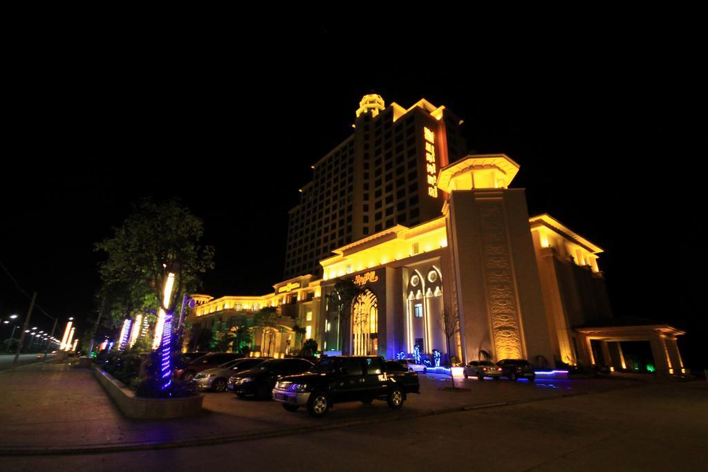 Chateau Star Sea Hotel Xuwen Exterior foto