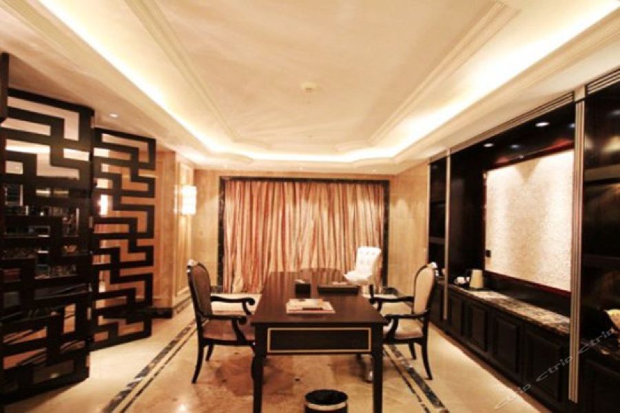 Chateau Star Sea Hotel Xuwen Exterior foto