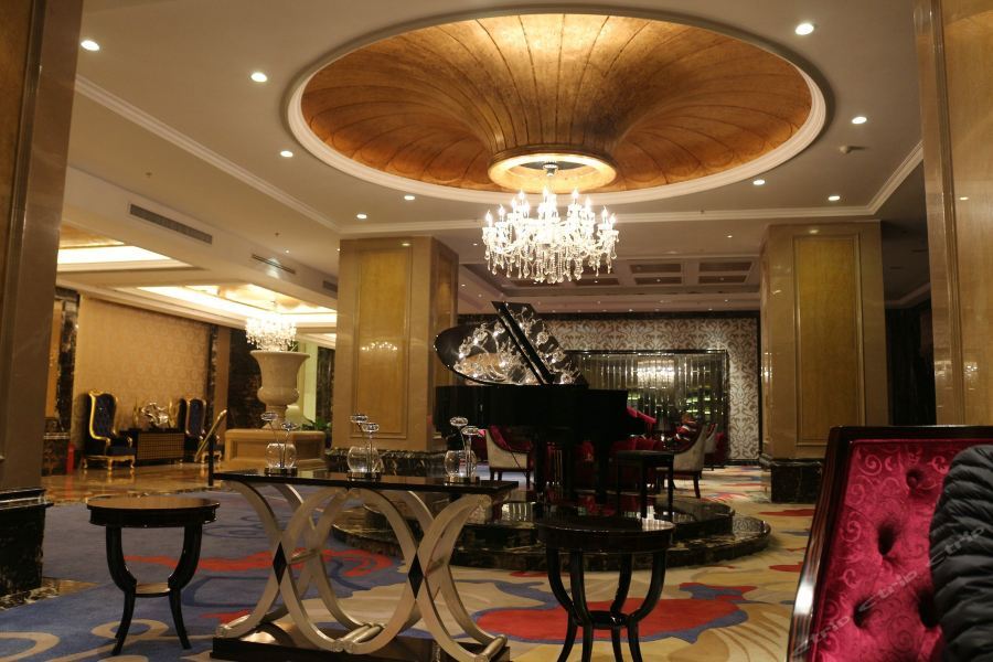 Chateau Star Sea Hotel Xuwen Exterior foto