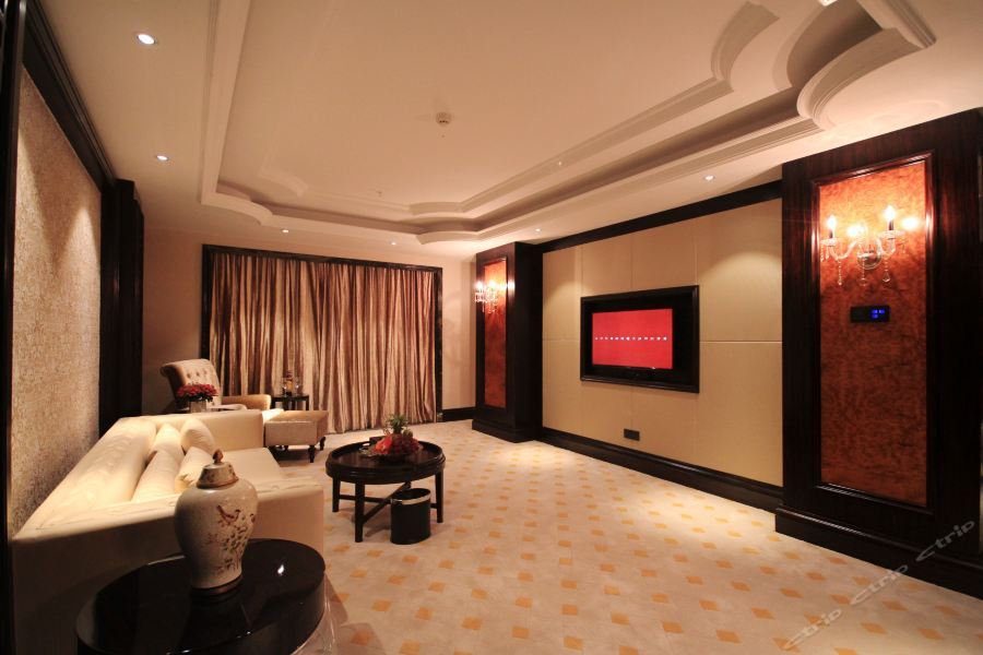 Chateau Star Sea Hotel Xuwen Exterior foto